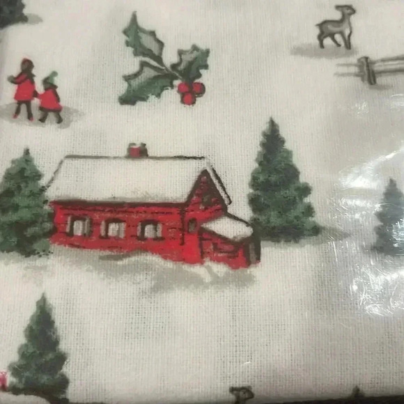 Laura Ashley Flannel Sheet Set Holiday Christmas Village Cottage Queen Size - Picture 7 of 9